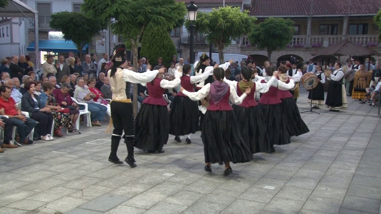 Galician folk dance: Xota e Muiñeira de Castelo de Rigueira