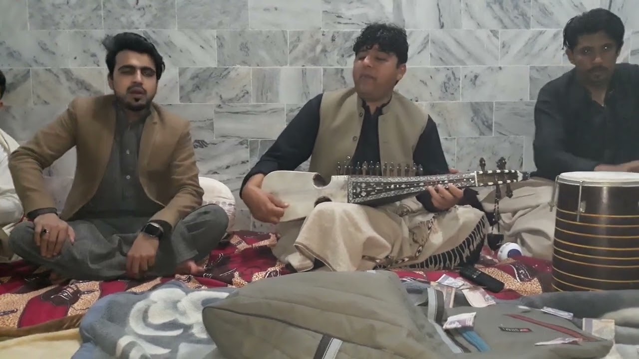 shahid ustad new ghazal der hokoli ghazal..der pa hairany asman ta ogorm..