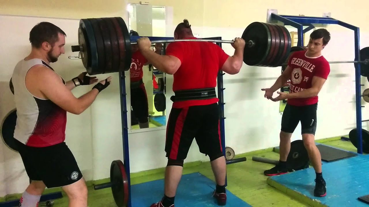 Неудачный присед 310