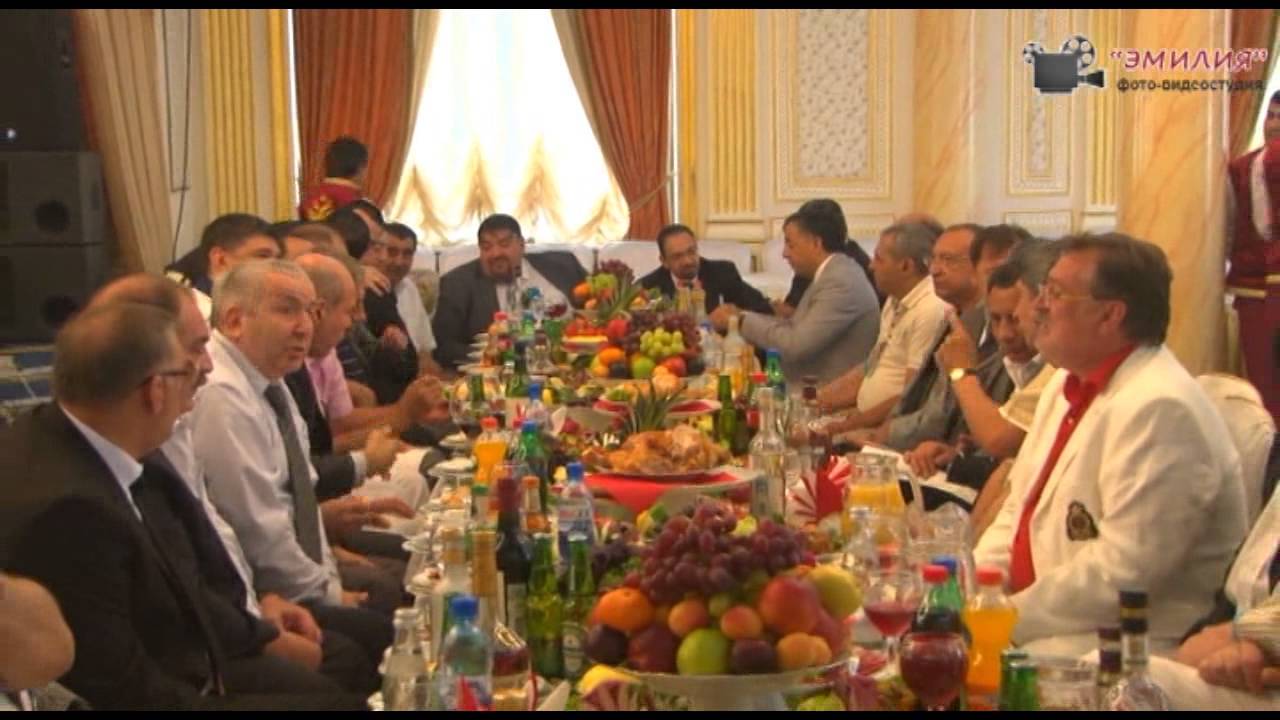 Именины у цыган Праздник Петра и Павла