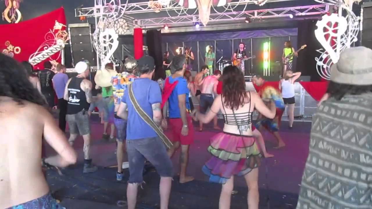 The Kujo Kings - Under the Sea (Live at Rainbow Serpent 2015)