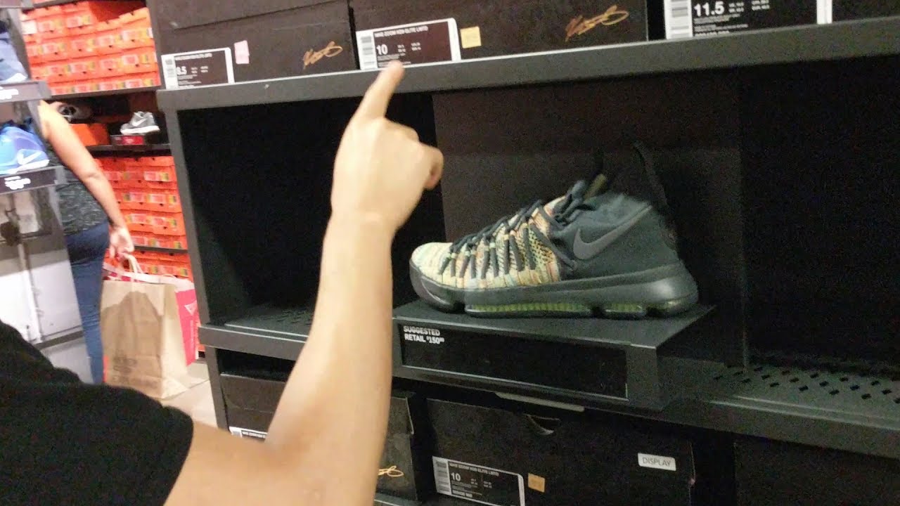 The Sole Brothers VLOG #51 Quick Outlet Vlog