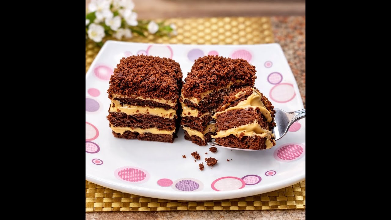 Нежный шоколадный торт, вкус которого надолго остаётся во рту.