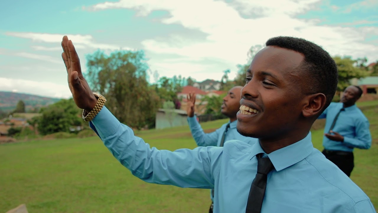 Abasirikare by Abarinzi choir