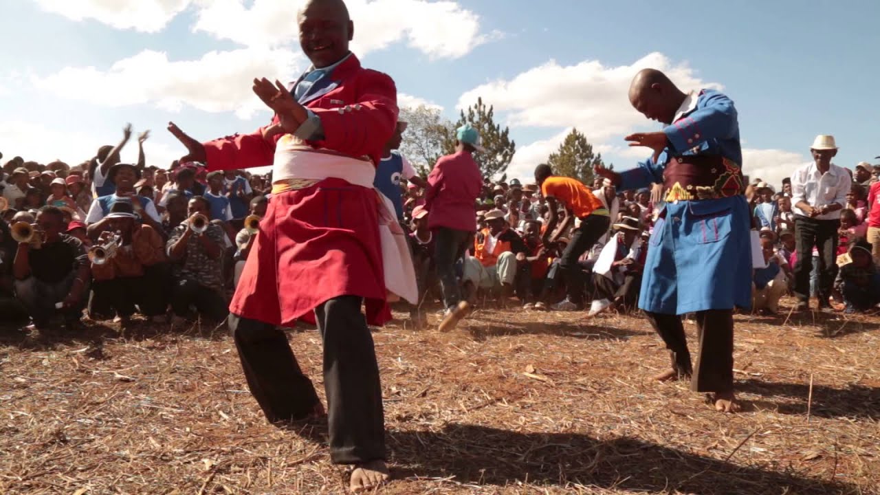 hira gasy danse madagascar