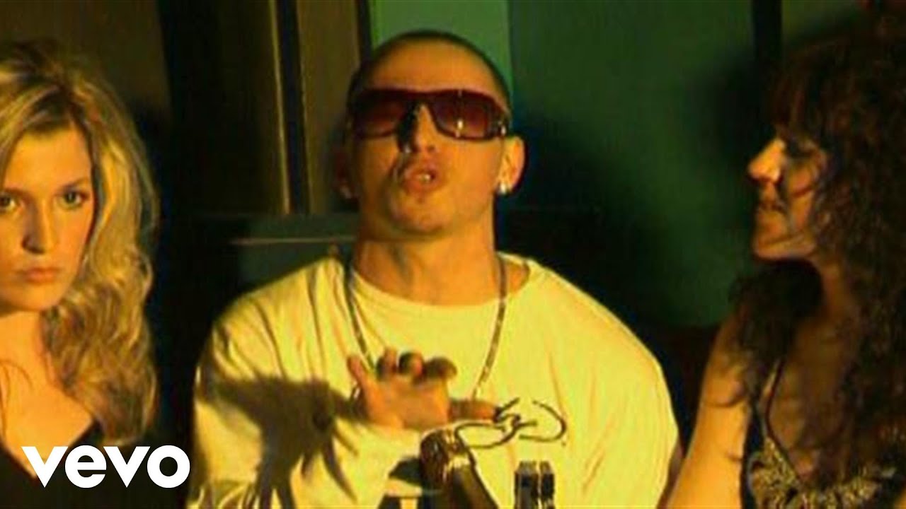 Torrico - Guzzi En Tu Piel (Videoclip)