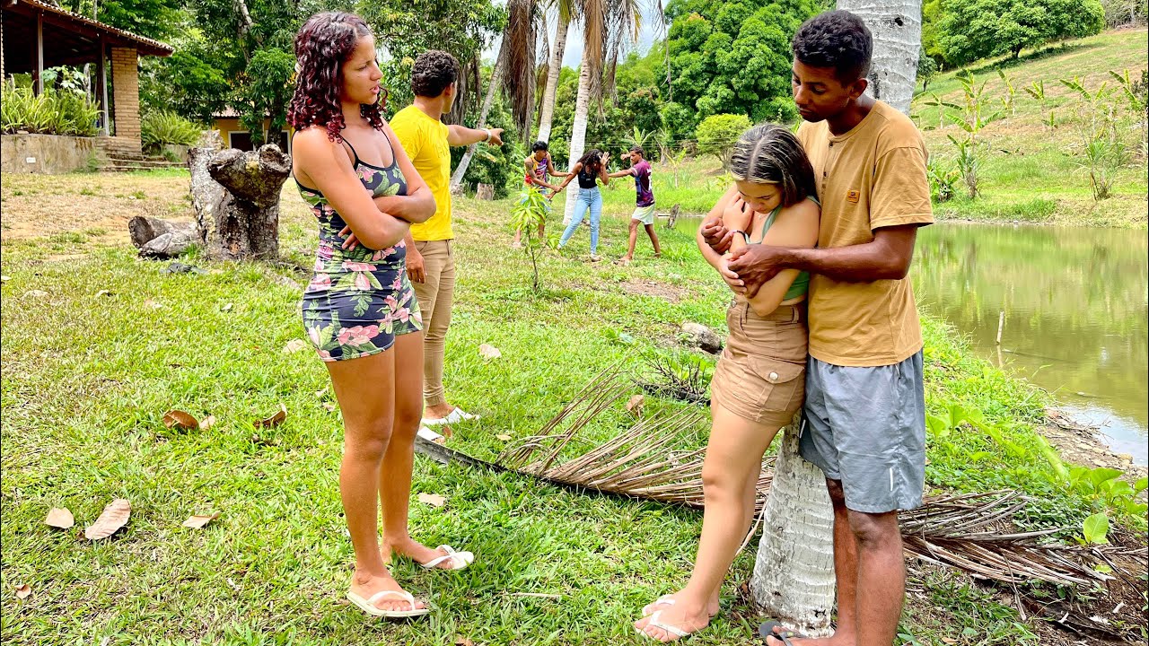 HOMEM ESCONDE UM GRANDE SEGREDO SOBRE A MORTE DE SUA ESPOSA