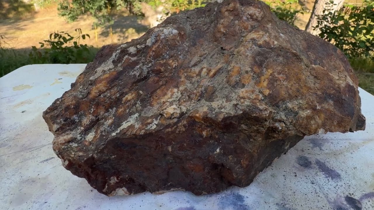 How much gold in this brown quartz part 1