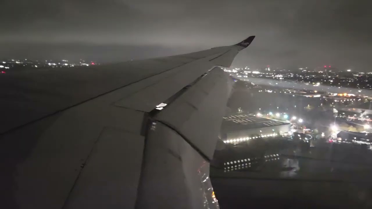 JFK-LHR landing on a Virgin Atlantic Airbus A330-900neo. 
