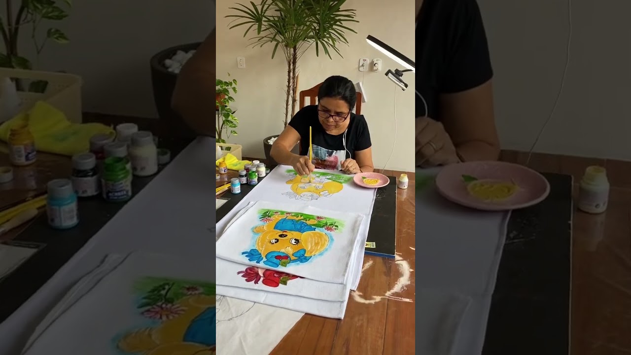 AULAS DE PINTURA EM TECIDO 