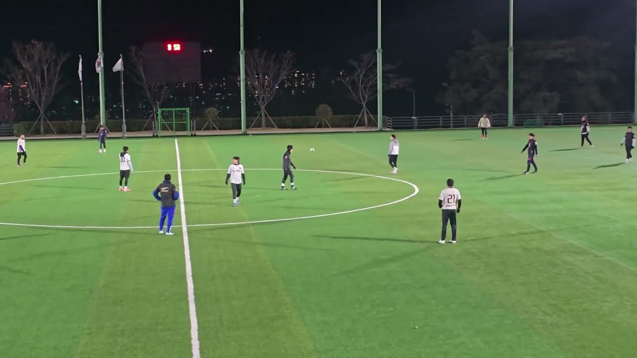 2025-12-05 금요일 제스트 VS 잔나비 4번째 쿼터 4k영상 김해시민체육공원