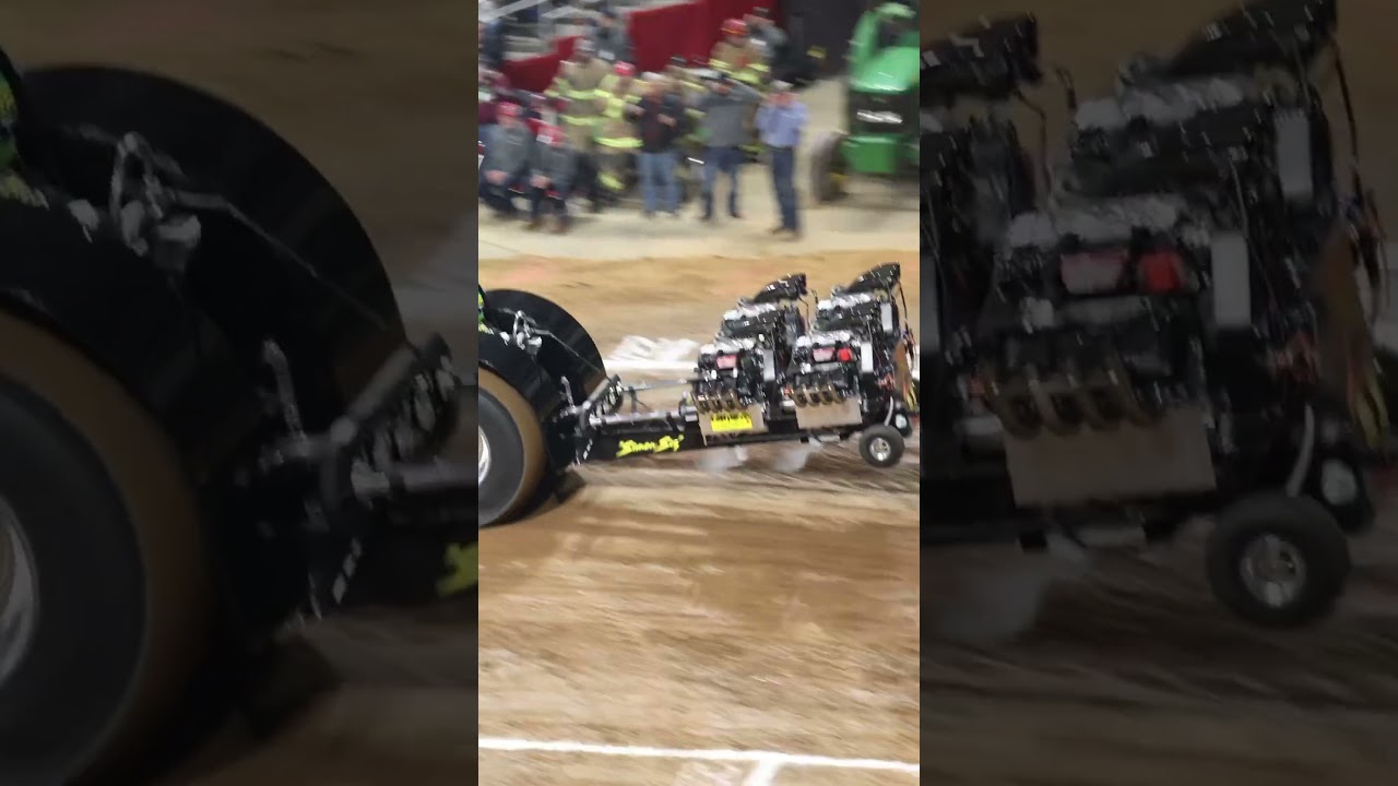 #tractor #tractorpulling #fypシ #pulling #shorts #modified #methanol #fyp #farmequipment #tractorpull