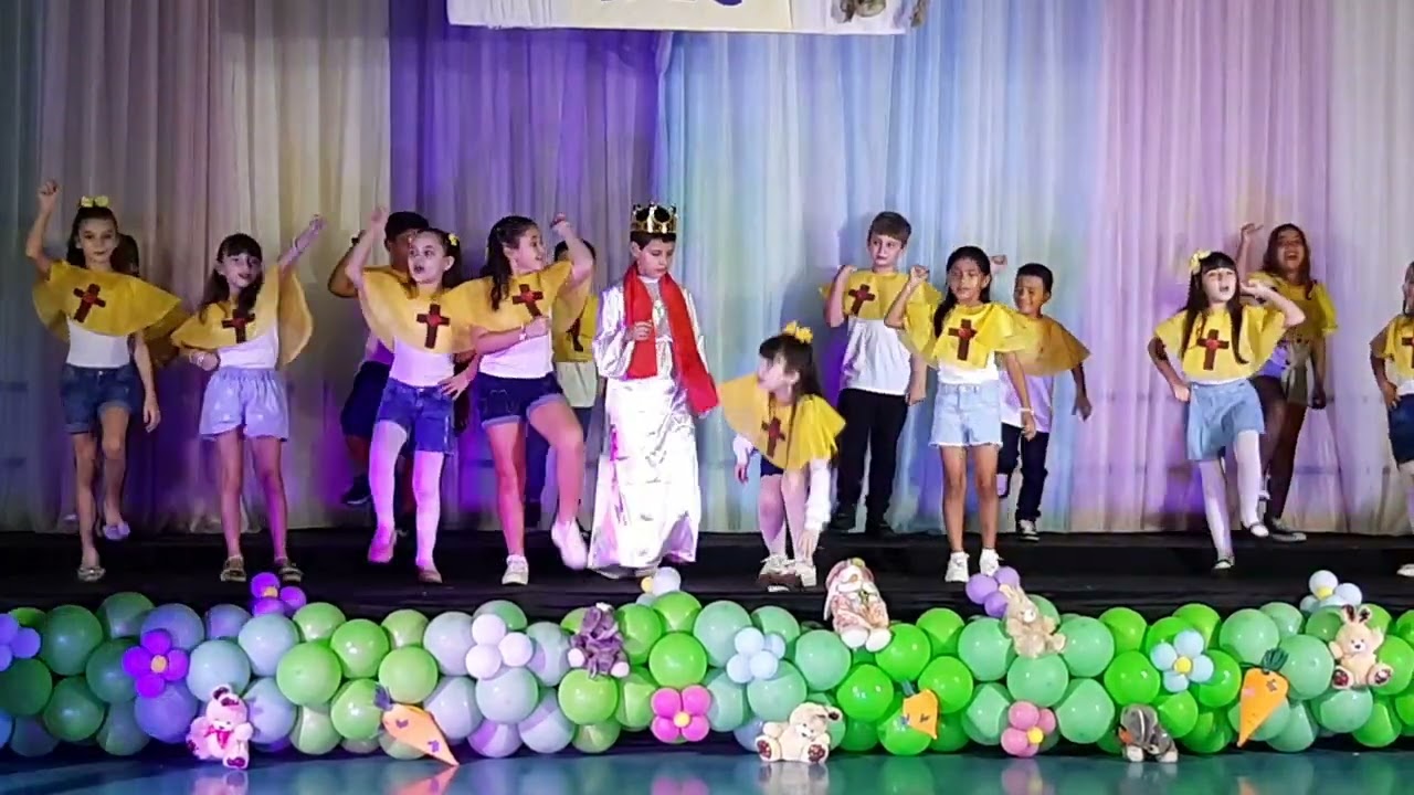 Apresentação de Páscoa - Porque me Amou - DT IPEC 3°B