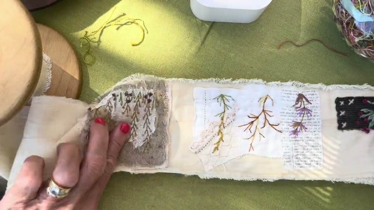 Snippets of my stitching life #dailystitching #embroidery #snippetroll