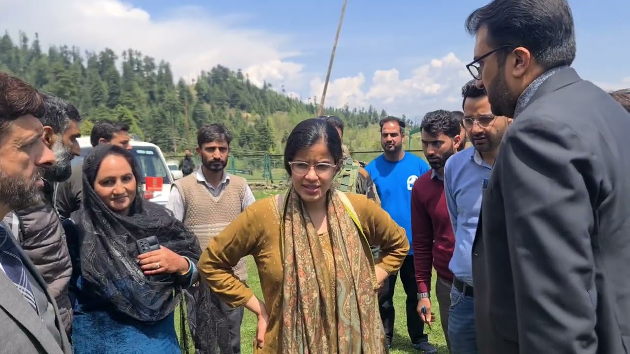 DC Kupwara Ayushi Sudan tours Upper Rajwar as part of LS preparedness