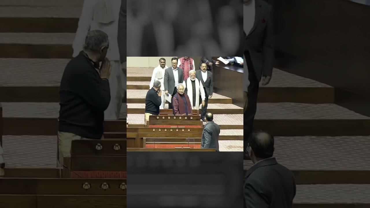 PM Modi's Grand Entry in Rajya Sabha | Motion of Thanks Reply Moment