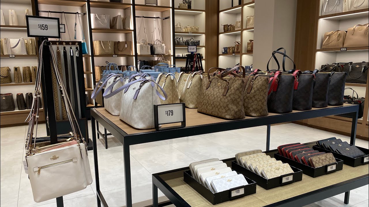 COACH OUTLET~HAPPY CANADA 🇨🇦 DAY~BAG~WALLET ~SHOES ~SALE UP TO 70% OFF#trending #shopping