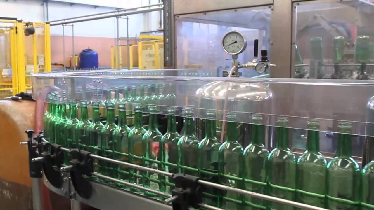 Video della linea di imbottigliamento vini di Berteletti srl