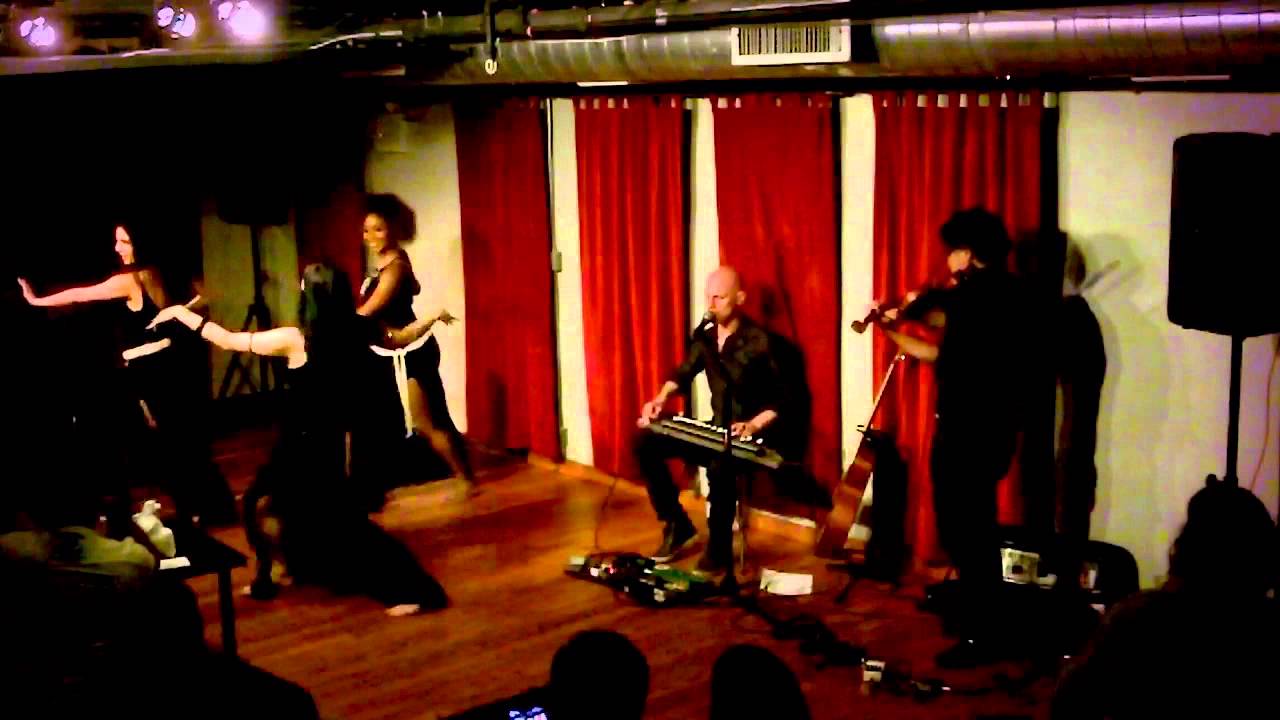 Pete List 'Flutterby' with Fung Chern Hwei and Alice Giampieri and her students