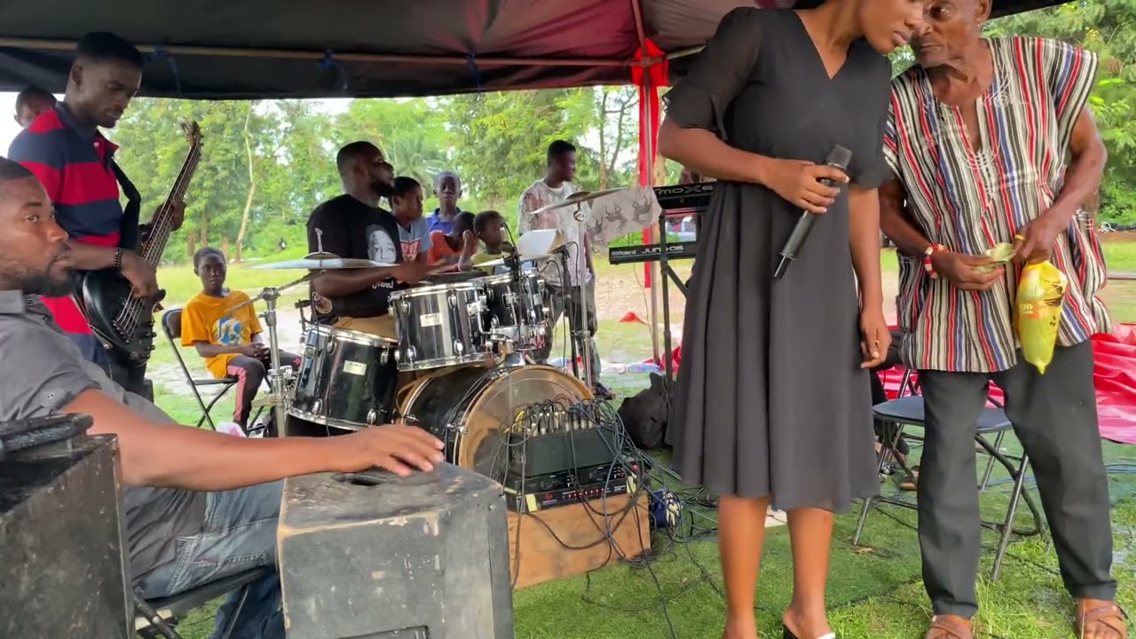 Awesome Hilife Performance 💥from Nurses Band. Kindly comment and share 