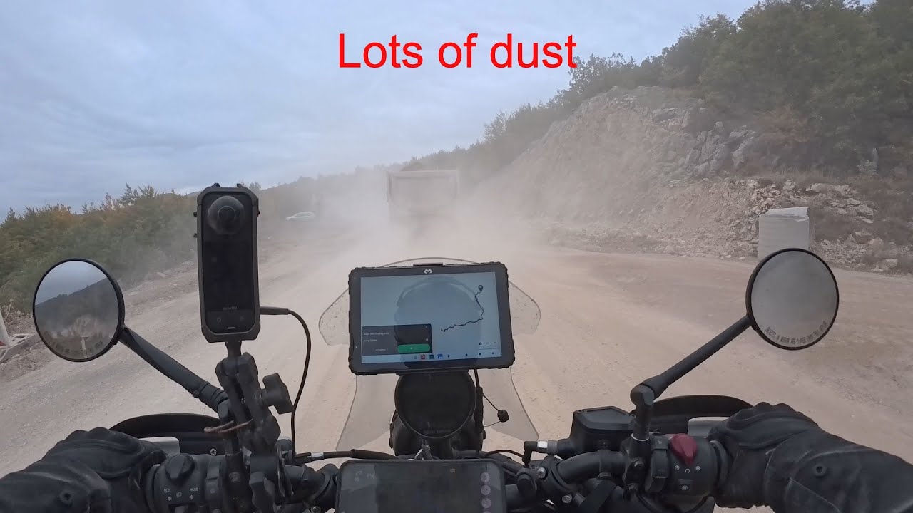 S01 E13 Lots of dust
