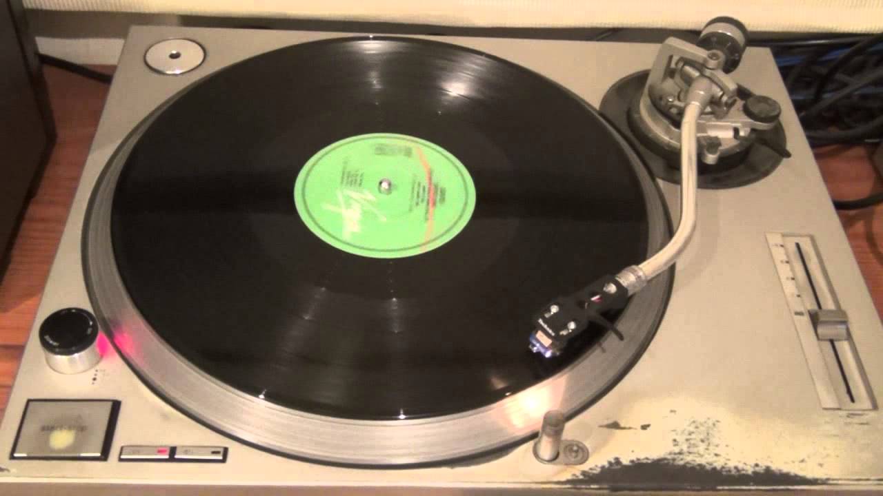 DEVO - Freedom Of Choice & Whip It  (Live) en Vinilo !! #Maxivinil