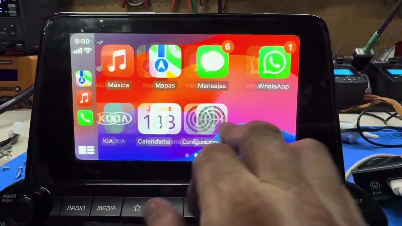 Falla de display pantalla kia forte le damos solución 