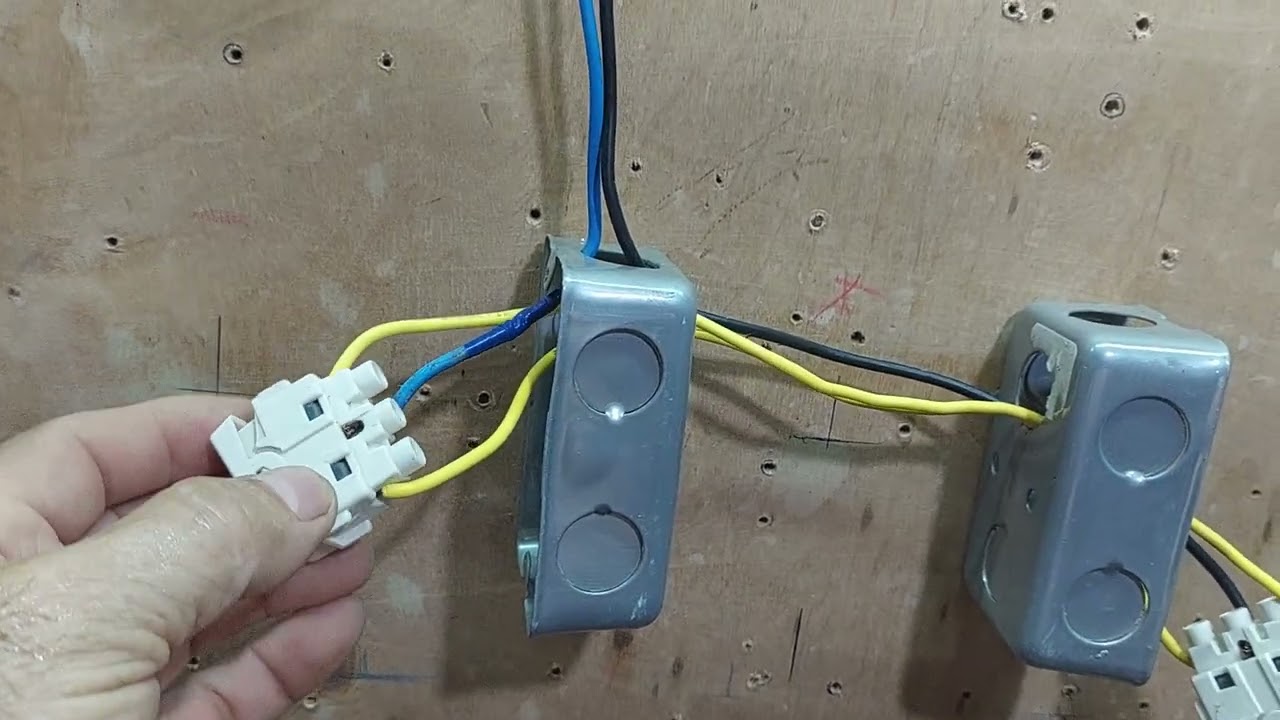 Como instalar una L&Aacute;MPARA con INTERRUPTORES de ESCALERA, uno en el INTERIOR y otro en el EXTERIOR...