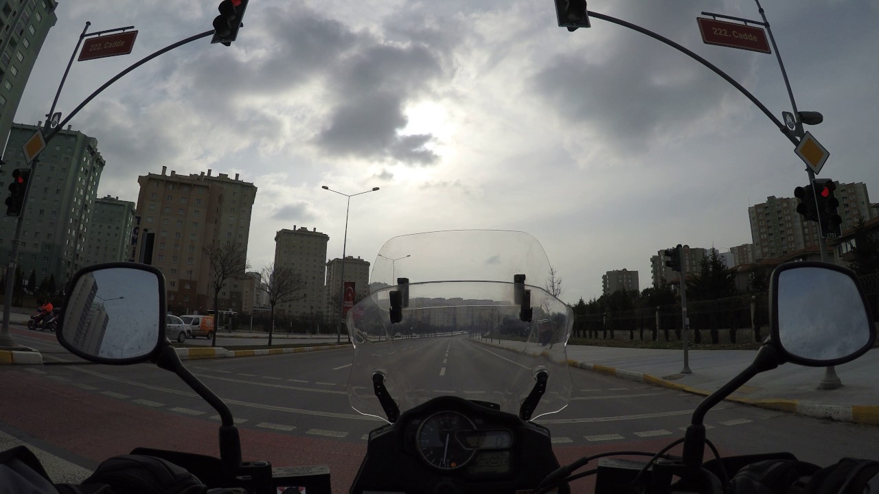 Suzuki DL1000A V-Strom L4 Acceleration