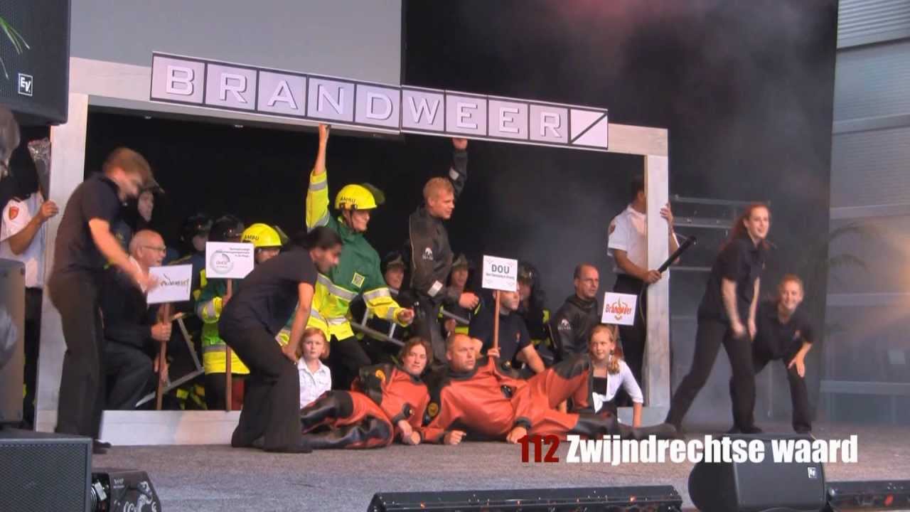 De opening van de nieuwe brandweer kazerne Leerpark Dordrecht 24-08-2011 Brandweer Zuid-Holland Zuid