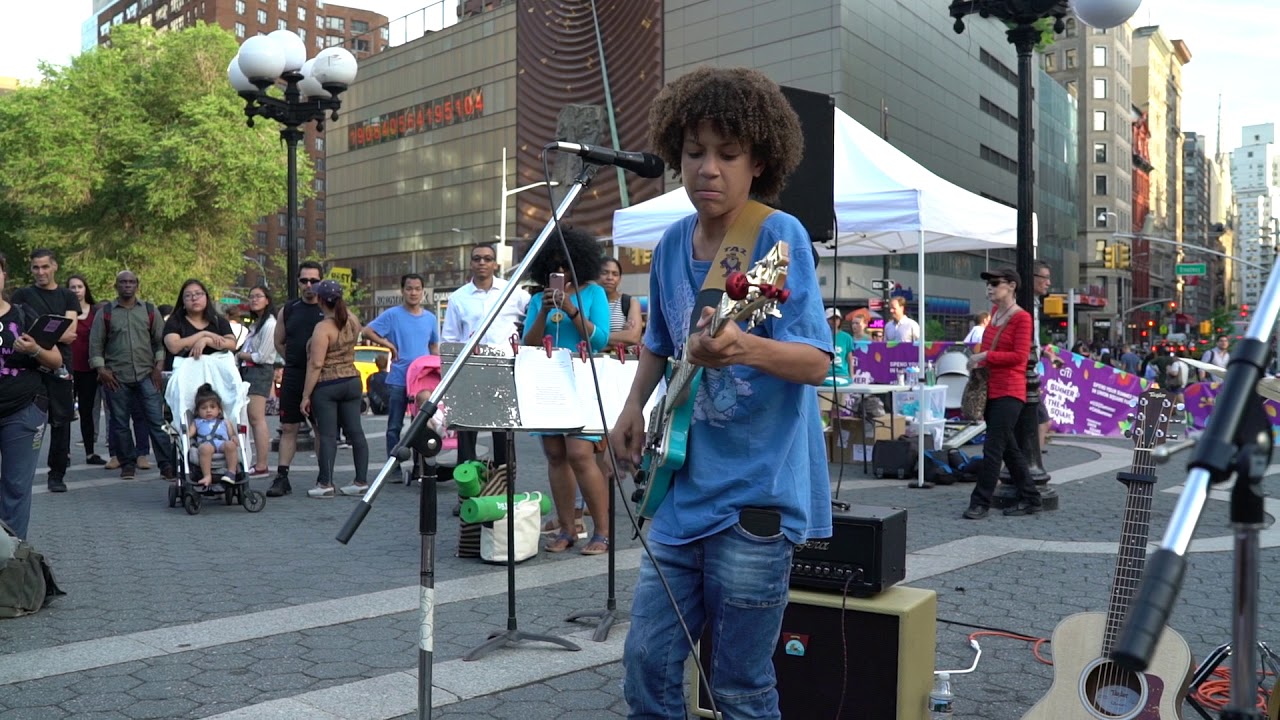 Guitar Mash - Brandon Niederauer plays at Make Music Day
