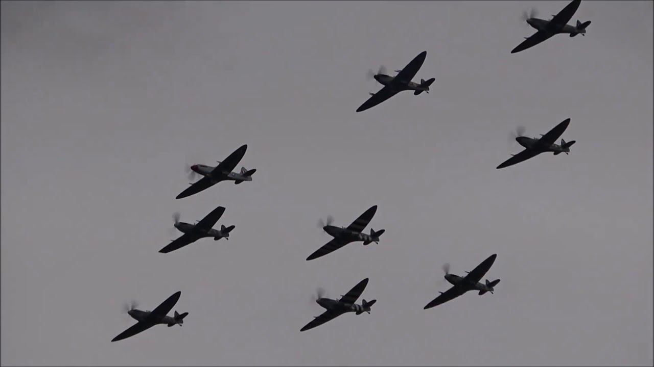 BATTLE OF BRITAIN DUXFORD AIR SHOW 22 September 2019