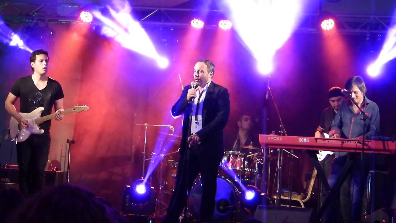 Marcos Llunas   Guapa