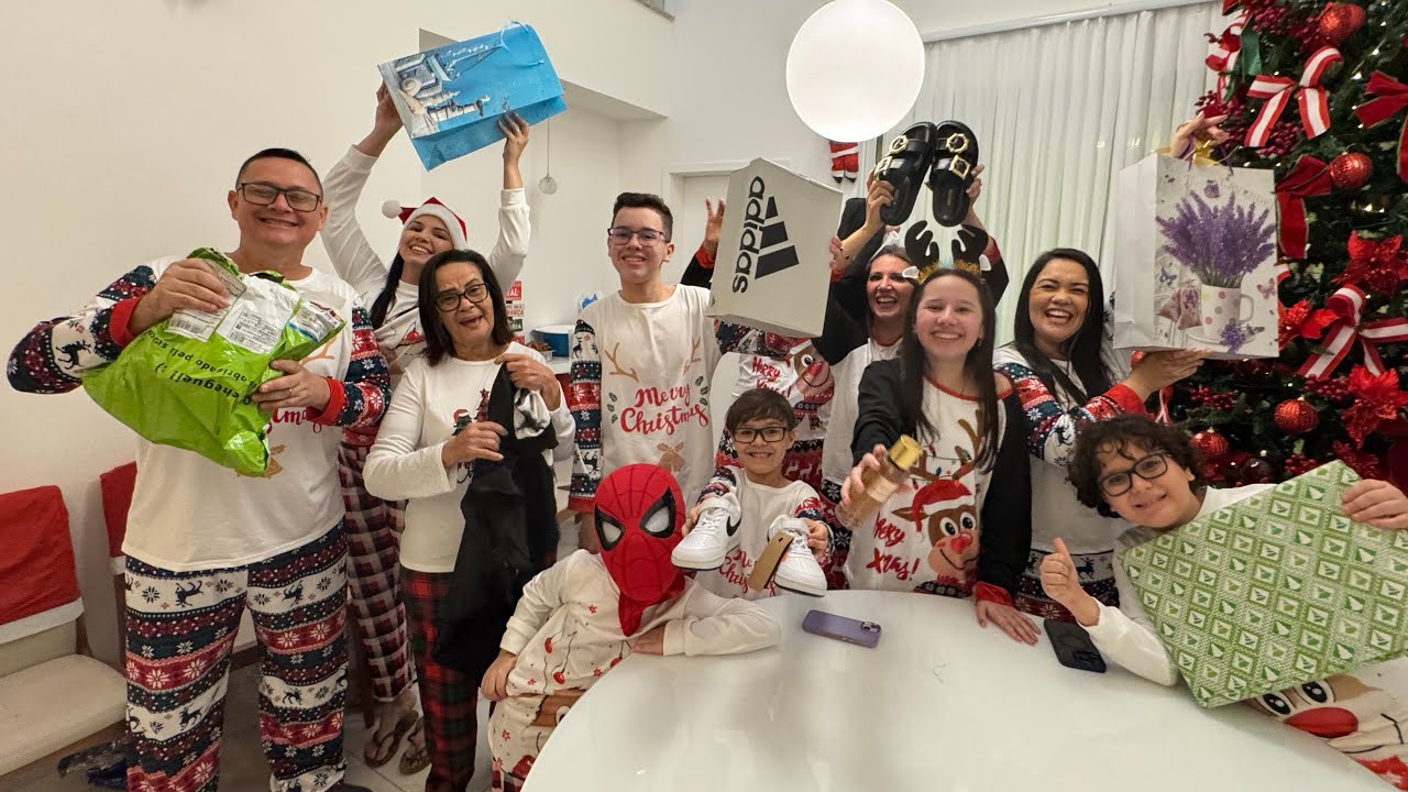 Amigo Secreto de Natal com a Família Pontes Barroso