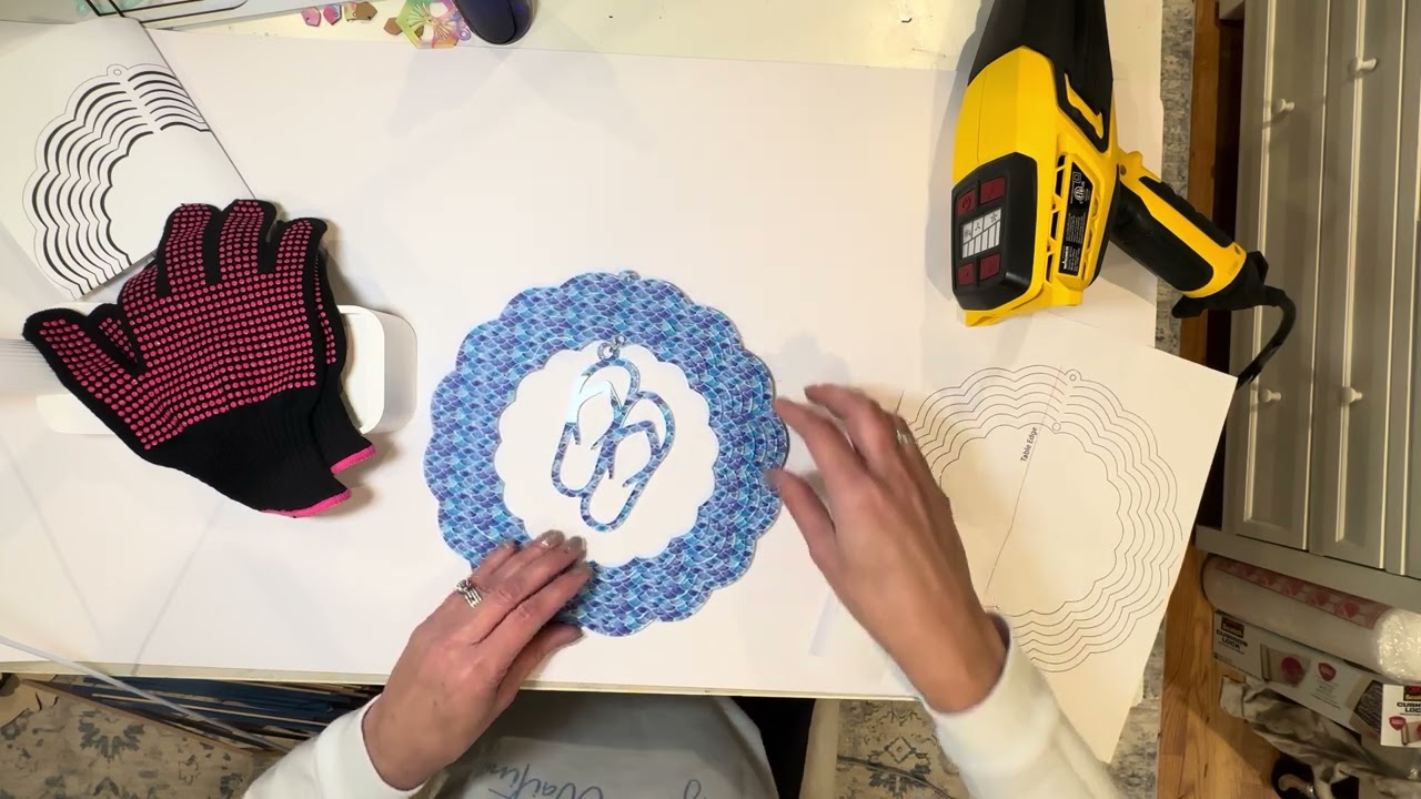 How to Make an Acrylic Wind Spinner:  Beginner Round Acrylic Wind Spinner How-To