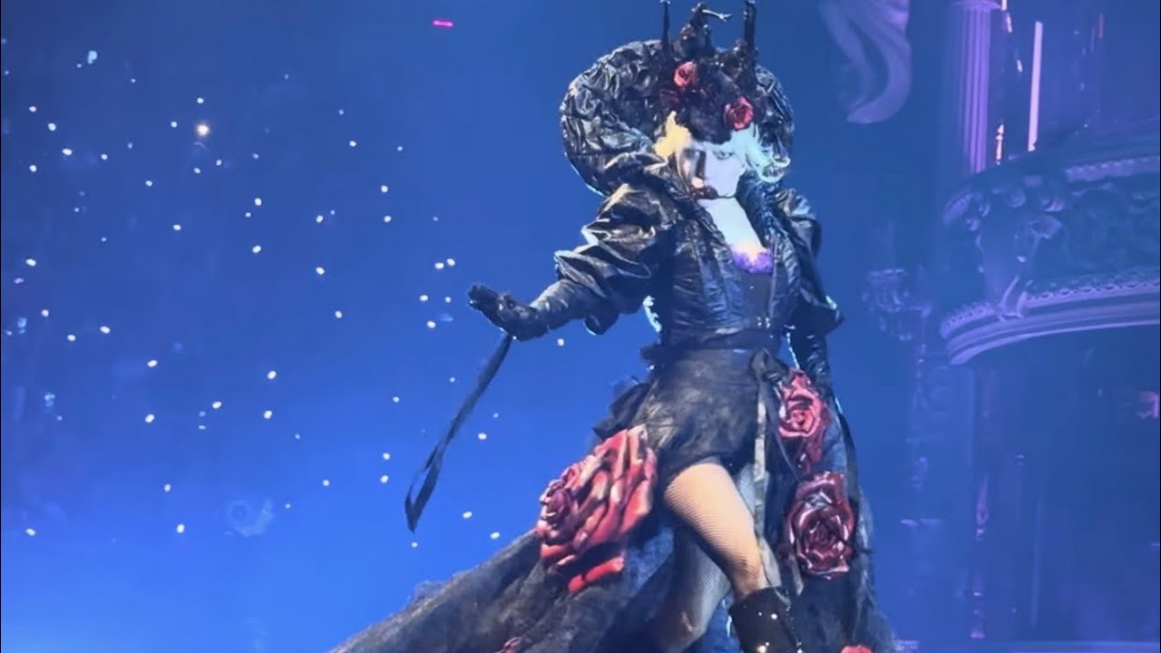 Lady Gaga-Killah-The Mayhem Ball Amsterdam