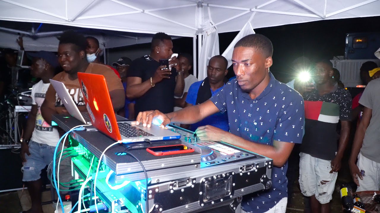 Dubplate Juggling | Redwood Sound Festival (Video 3) Blast Star Sound & Xfactor Sound