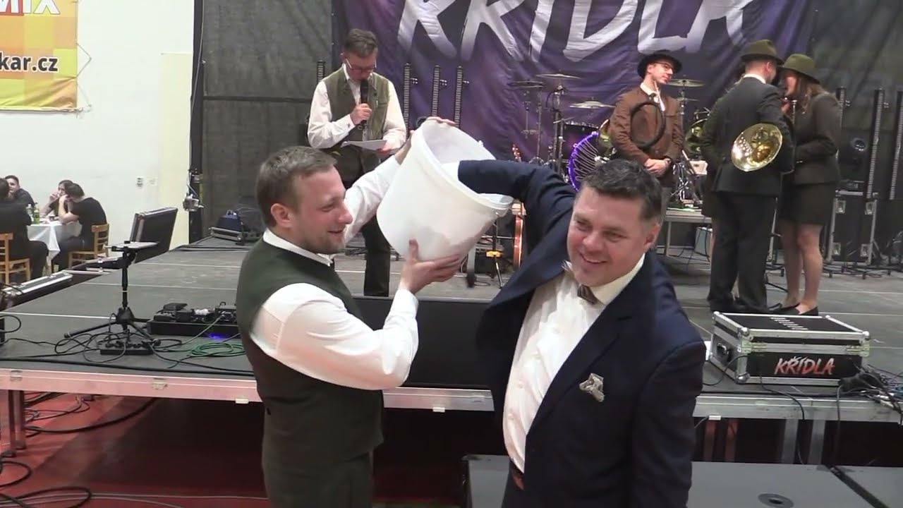 Myslivecký ples v Hluku 2025