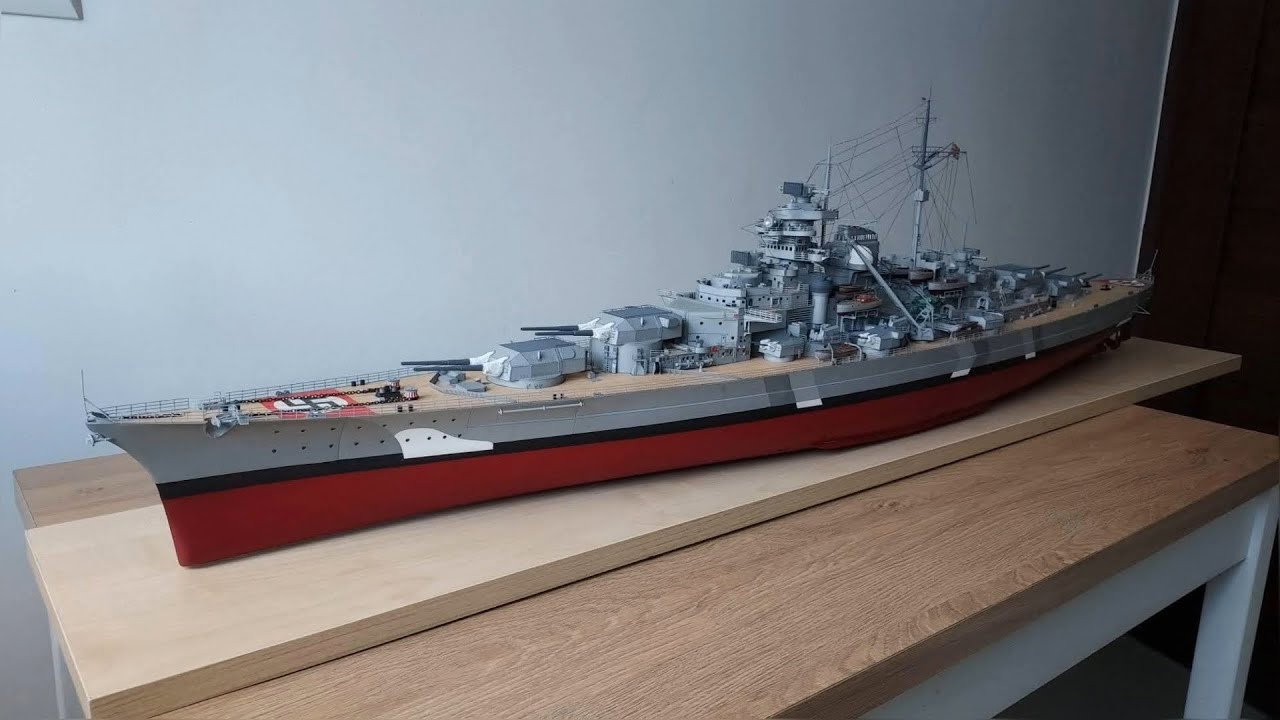 BISMARCK 1:200 Haliński (Military model). Prawdziwe dzieło sztuki...😱👍 #models #hobby #papermodel 