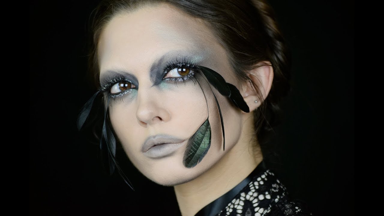 Starlings | Feather Lashes Halloween Makeup