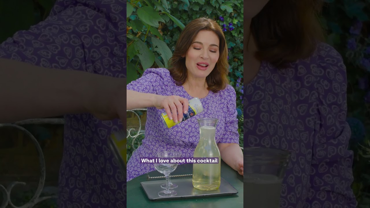 Nigella's Summer Sparkle cocktail - exclusively for Ocado #shorts #cocktail #nigellalawson #nigella