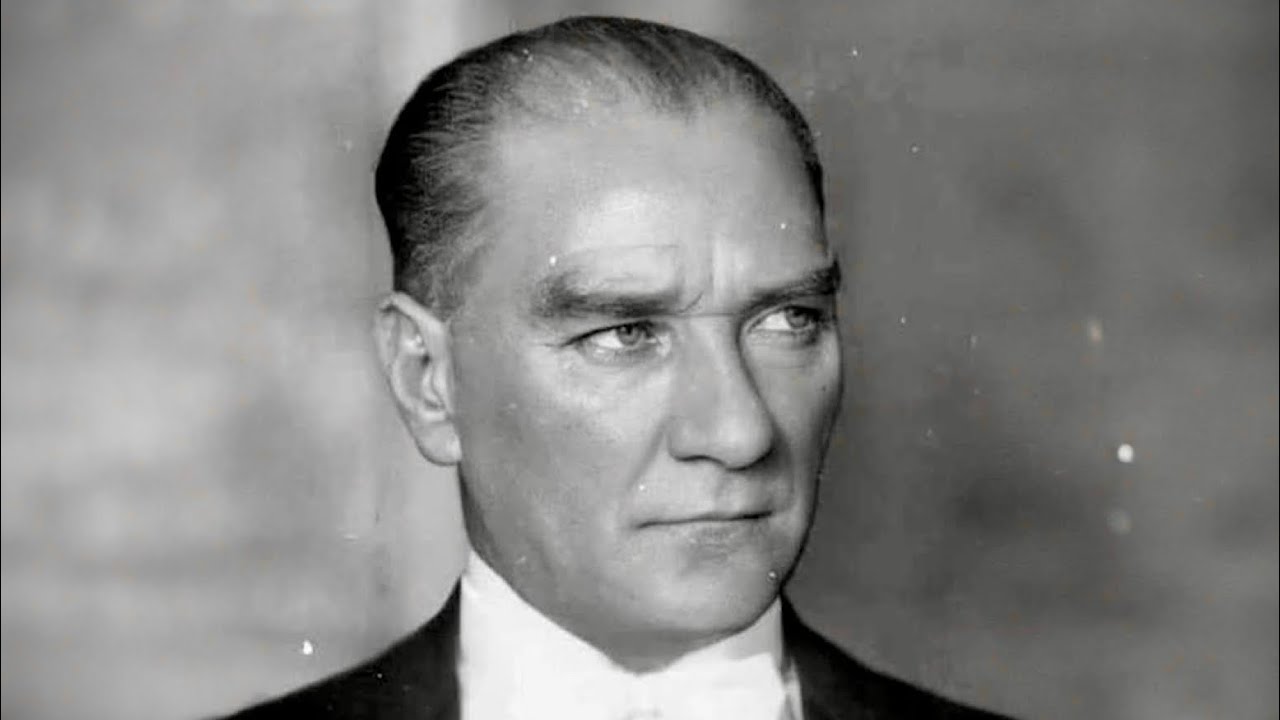 Eğilmez Başın Gibi (Efem)