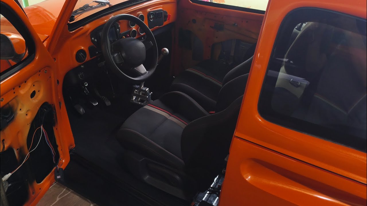 Comecei a fazer a tapeçaria interna do Fusca LLARA 2.0