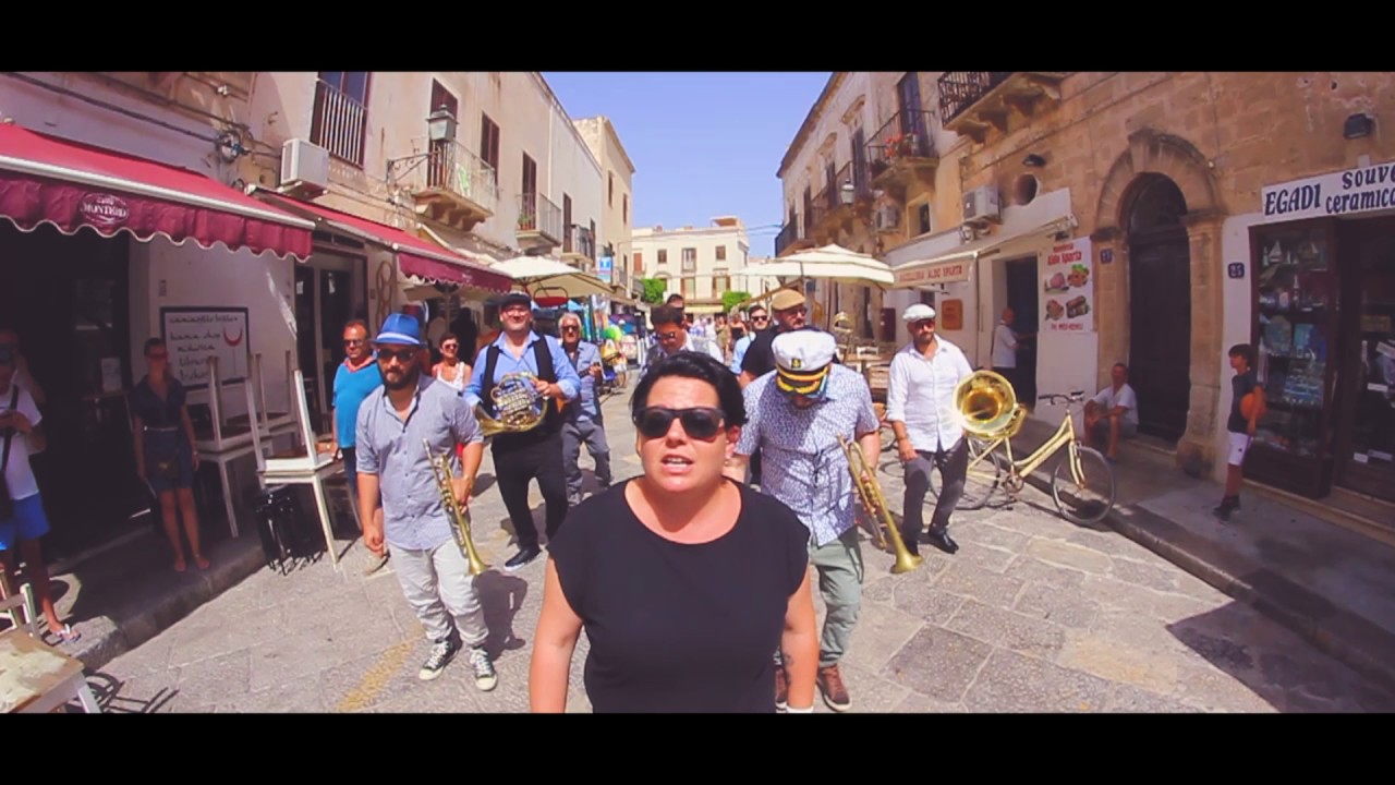 LA MIA ISOLA -RUBINA FEAT OTTONI ANIMATI - OFFICIAL VIDEO