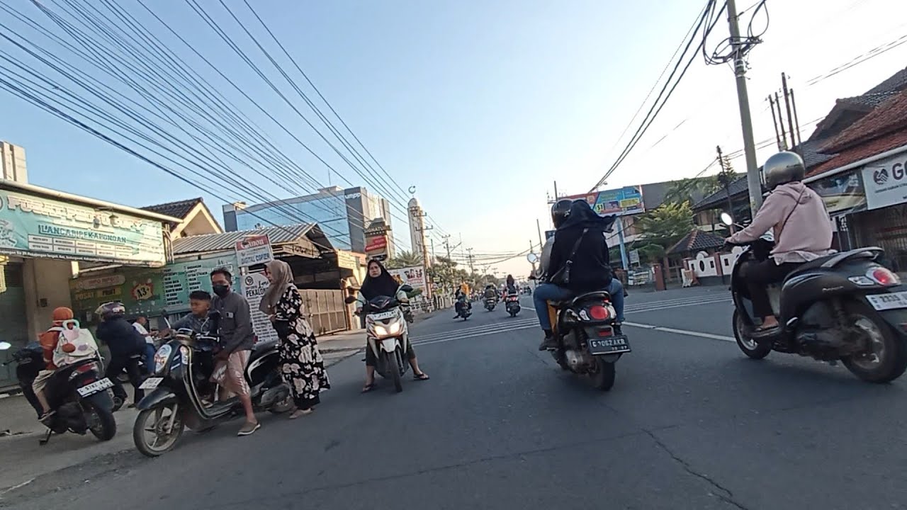 Gowes ke lapangan mataram