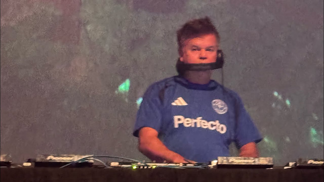 Paul Oakenfold - Live