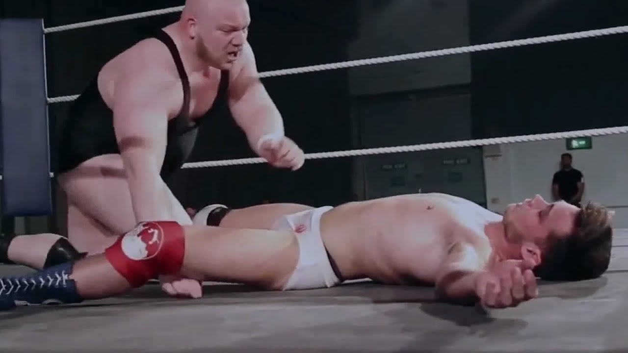 MALE WRESTLERS SQUASHED IN THE RING-  HEELS VS YOUNG JOBBERS 2025