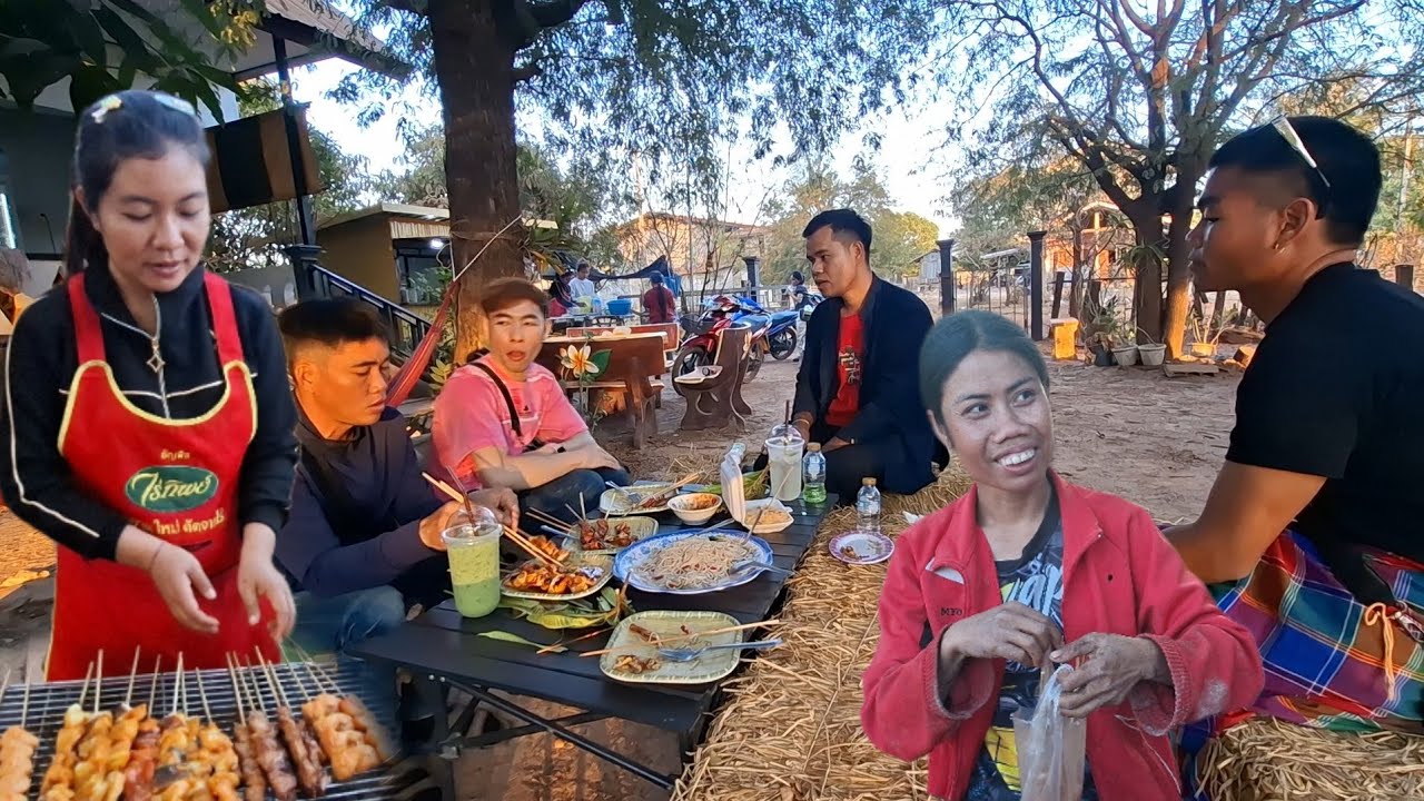 ร้านปิ้งสาววันอีกแล้ว ขายดีแฮง