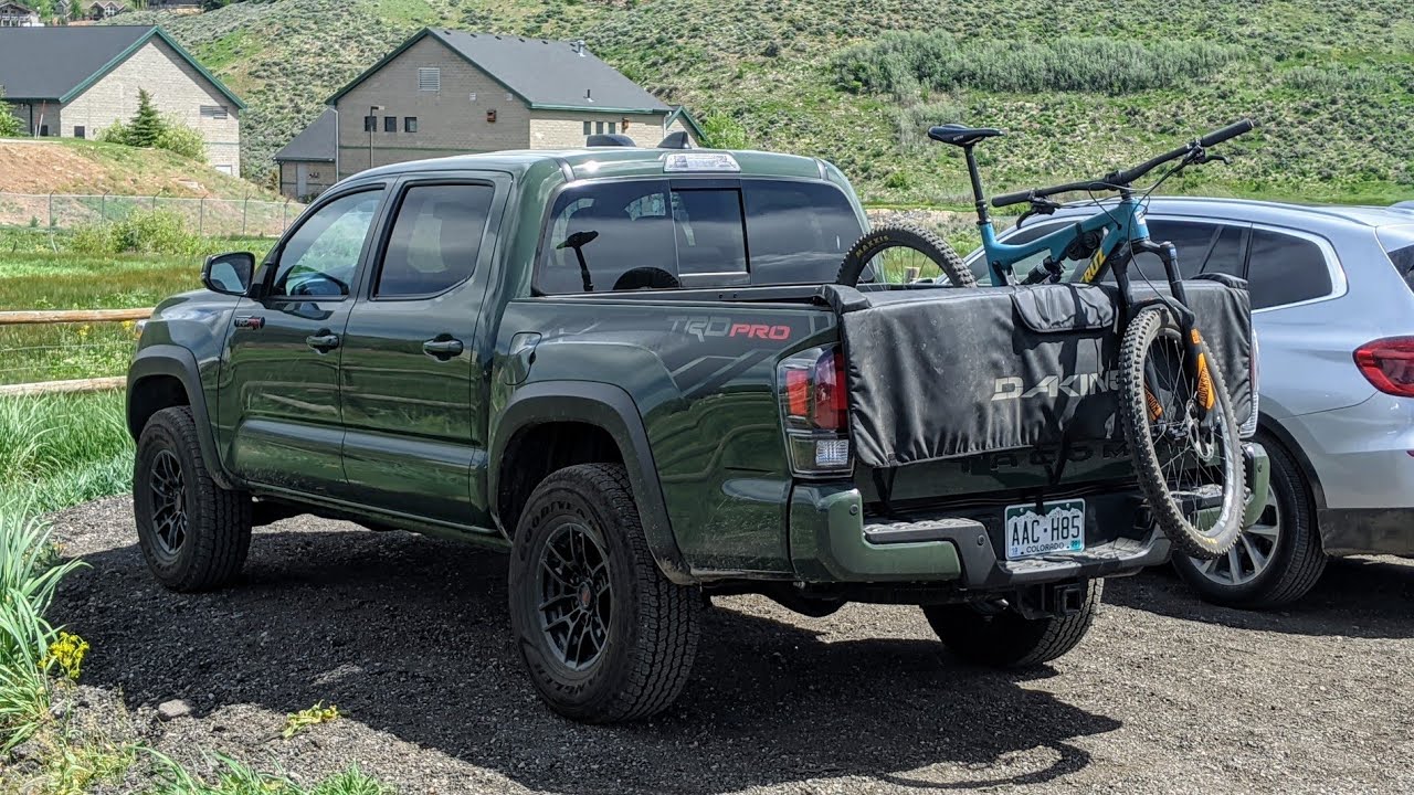 Как перевезти горный велосипед через задний борт Toyota Tacoma
