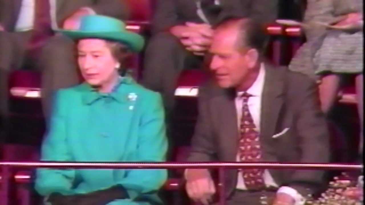 The Queen's Smile  (Legendary Moment 1)